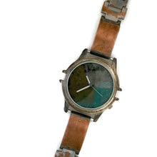 Load image into Gallery viewer, Large Watch with Multi Color Dial
