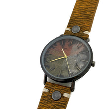 Load image into Gallery viewer, Three Tone Dial Watch with Leather Band
