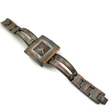 Load image into Gallery viewer, Women's Large Watch With Three Tone Dial