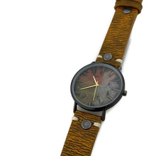 Load image into Gallery viewer, Three Tone Dial Watch with Leather Band
